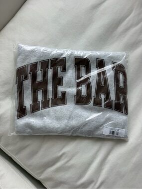 THE BAR Gray Sweatshirt with brown letters